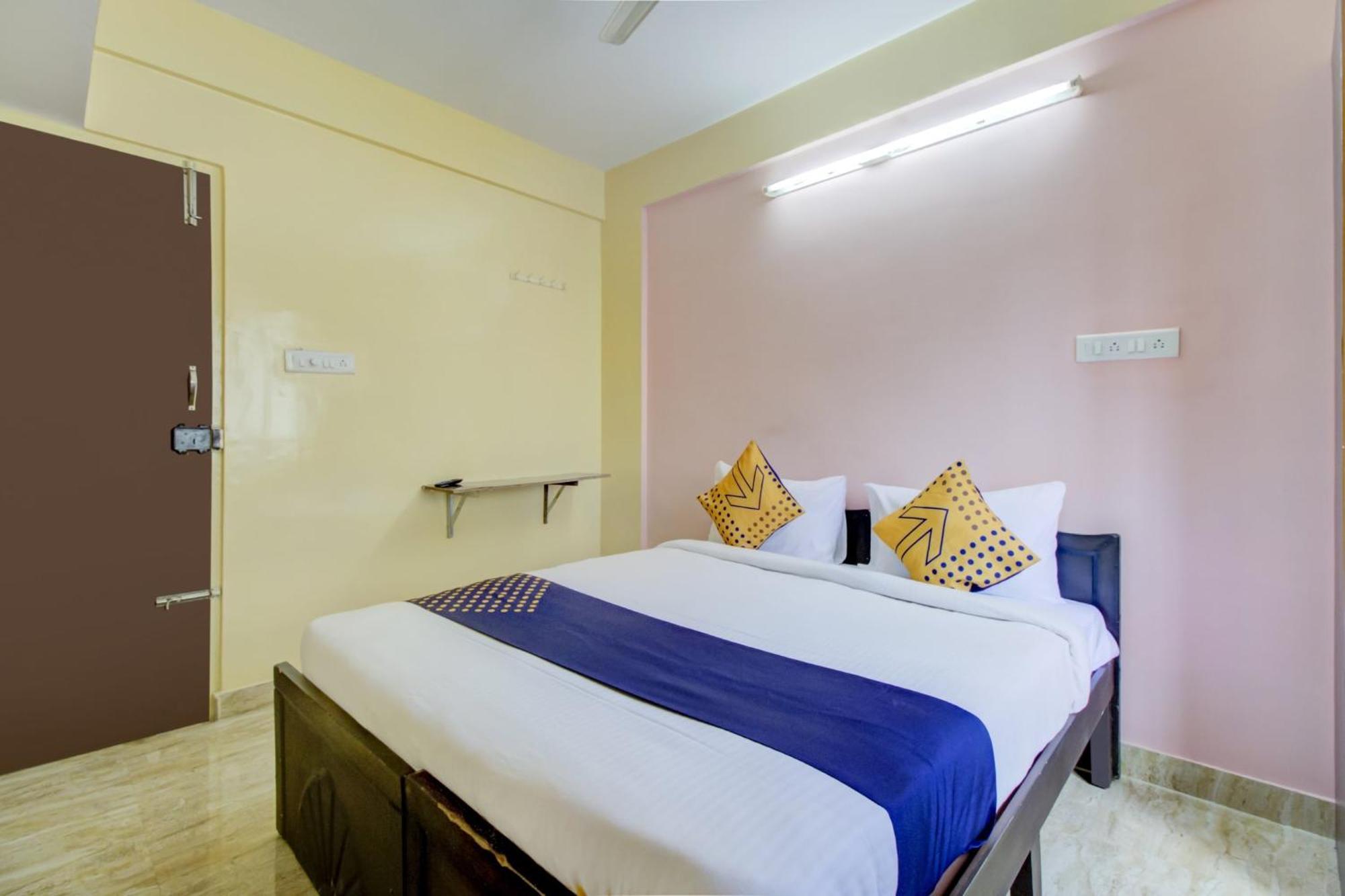 Hotel O Manyata Deluxe 班加罗尔 外观 照片
