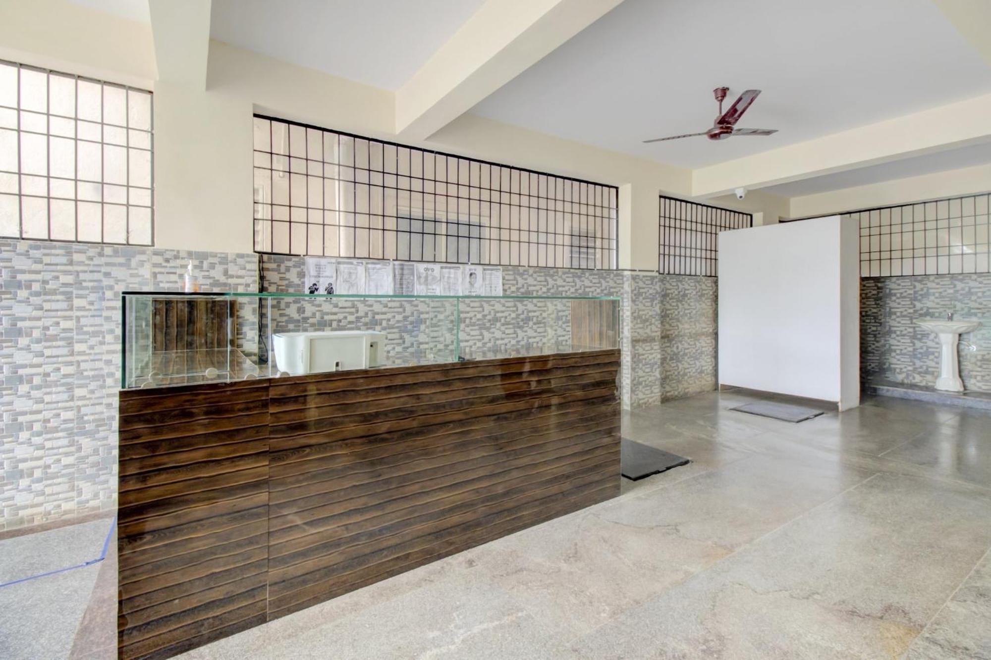 Hotel O Manyata Deluxe 班加罗尔 外观 照片